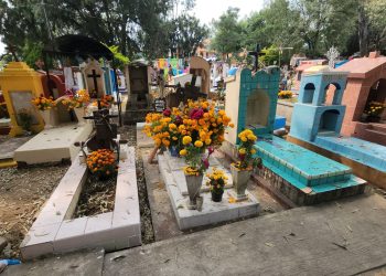 Video: Preservan tradiciones en Ocotepec; La muerte llega cuando olvidamos a nuestros difuntos