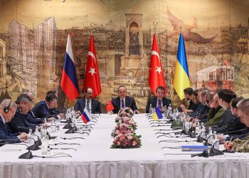 Rusia abierta a negociaciones de paz con Ucrania en base a situación actual en el terreno