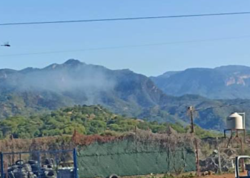 Reportan el lanzamiento de objetos explosivos desde una avioneta en Durango