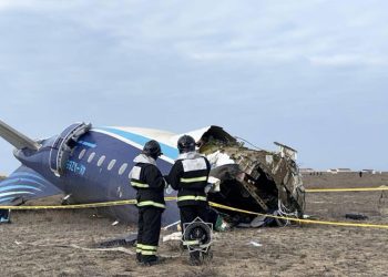 38 muertos en accidente de avión en Kazajistán