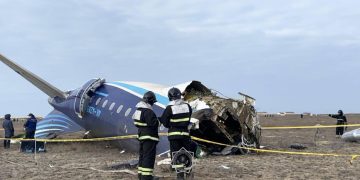 38 muertos en accidente de avión en Kazajistán