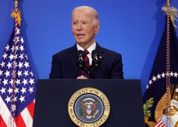 Biden alerta que políticas de Trump podrían suponer un desastre económico para Estados Unidos