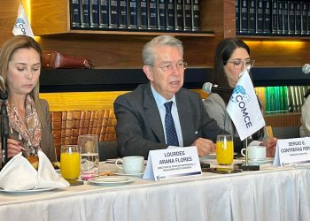 Respalda COMCE aranceles para proteger economía nacional