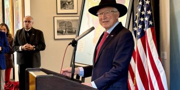 “Se viene una sacudida con la llegada de Donald Trump”: Ken Salazar