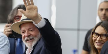 Lula recibe el alta hospitalaria tras ser sometido a cirugía por hemorragia intracraneal