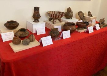 Italia devuelve a México 101 piezas arqueológicas incautadas en varias operaciones