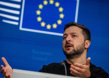 El primer ministro eslovaco dice que Zelenski ofreció 500 millones por su apoyo en la OTAN