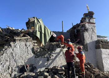 La cifra de muertos por el terremoto en el Tíbet se eleva a 126
