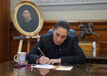 Sheinbaum dialoga con Bernardo Arévalo sobre la frontera México-Guatemala