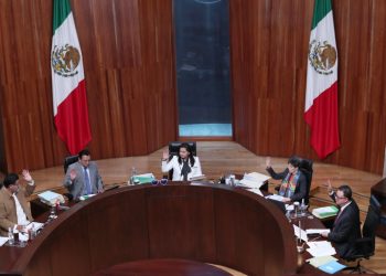 Ordena TEPJF informar a las personas excluidas del proceso judicial que incumplieron