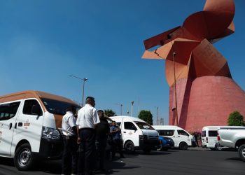 Choferes de la hermandad de transportistas se retiraron de la Glorieta del Coyote