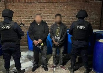 ¡Su lechita y a dormir! Detienen a “huachicoleros” de leche