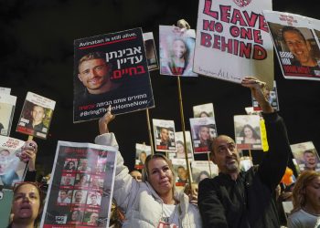 Israelíes piden a Netanyahu parar la guerra hasta que sea liberado el último rehén