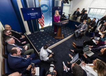 EU mantiene firme la fecha de entrada de aranceles para México y Canadá