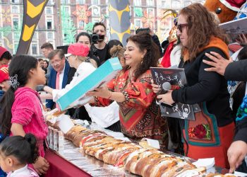 CDMX celebra en grande el día de reyes con juguetes, cultura y una rosca monumental