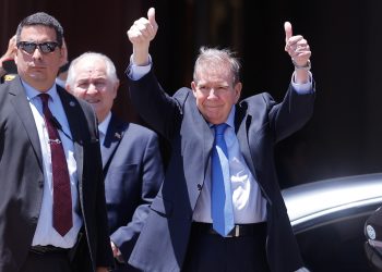 González Urrutia viajará a EU y prevé reunirse con Biden