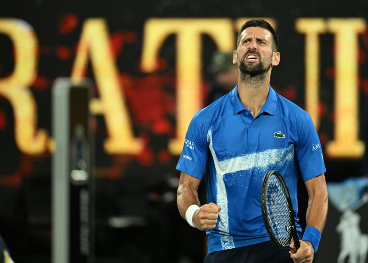 Melbourne (Australia), 17/01/2025.- Novak Djokovic of Serbia poses after winning the Men's Singles round 3 match against Tomas Machac of Czechia at the Australian Open Grand Slam tennis tournament in Melbourne, Australia, 17 January 2025. (Tenis) EFE/EPA/JAMES ROSS AUSTRALIA AND NEW ZEALAND OUT
