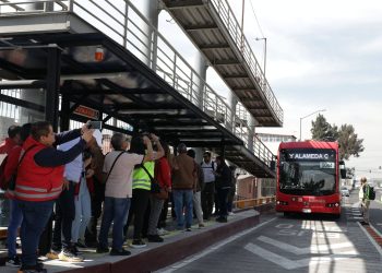 Gobierno capitalino entrega nueva estación del Metrobús