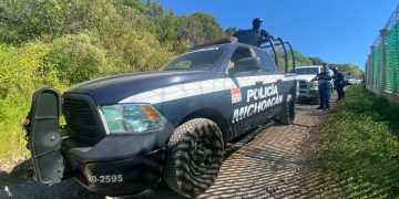 Acusados de homicidio, detienen al Director y Comandante de la policía municipal de Tuxpan, Michoacán