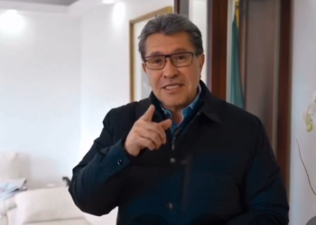 Dar trato respetuoso a migrantes en el retorno; plantea Ricardo Monreal