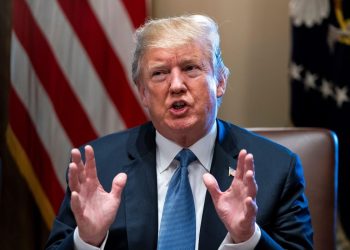 Trump iniciará los actos de investidura con recepción en su campo de golf de Washington