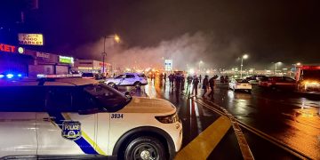 Sheinbaum lamenta la muerte de seis mexicanos en aeronave impactada en Filadelfia; SRE brinda asistencia consular