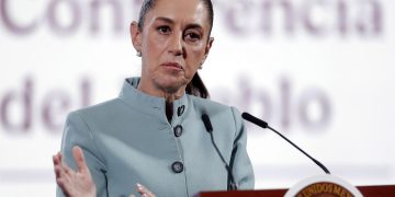 Sheinbaum combatirá la violencia escolar tras la agresión contra una niña fan del K-pop
