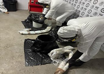 FGR incinera más de dos millones de pastillas de fentanilo asegurada al crimen organizado
