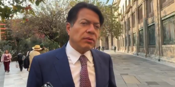 Fátima ha recibido apoyo dice la SEP y la familia desmiente