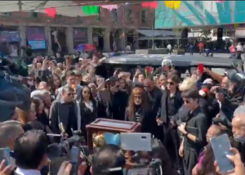 Con lágrimas y música despiden a Paquita la del Barrio en Garibaldi