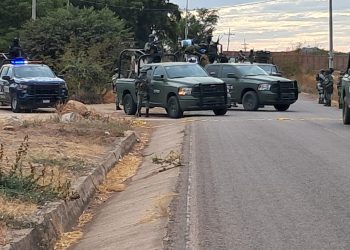Militares y civiles armados se enfrentan en El Limón de Los Ramos, Culiacán