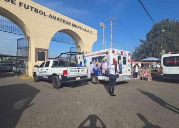 Cuatro lesionados deja ataque durante partido de fútbol