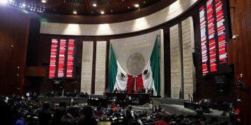 La Cámara de Diputados recordó a la cantante Paquita la del Barrio
