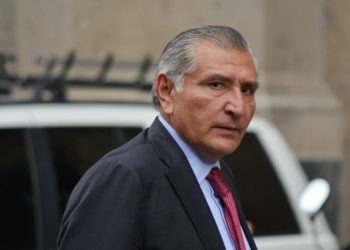 Recibe coordinador de Morena a sindicatos y empresarios para escuchar opiniones sobre reforma al Infonavit