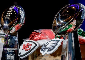 NFL sustituye el mensaje ” Fin al racismo” con “Elige el amor” 
