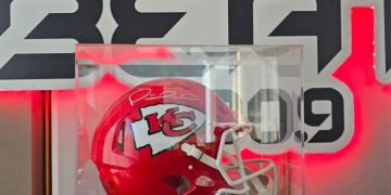 Beat FM, el Super Bowl y el casco de Mahomes