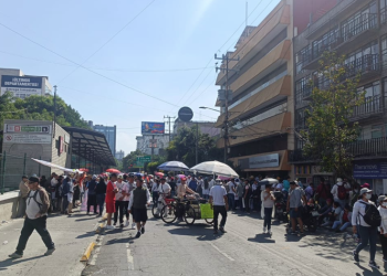 Gobierno capitalino llama al diálogo a locatarios de mercados