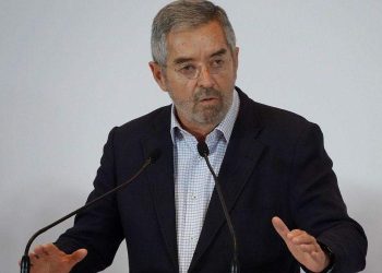 Marco Rubio y Juan Ramón de la Fuente sostienen llamada telefónica