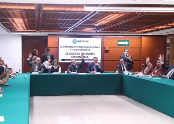 Aprueban en comisiones de diputados reformas en materia de servicio ferroviario y de caminos