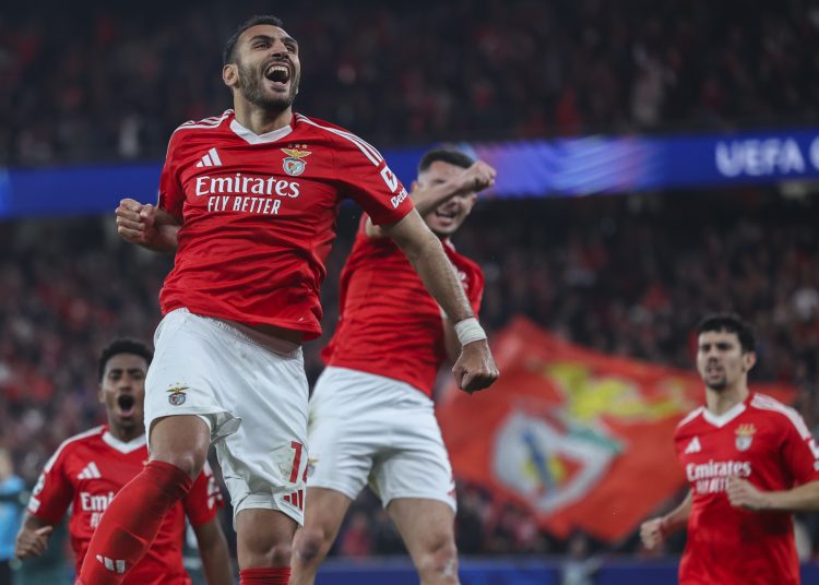 LISBON (Portugal), 18/02/2025.- SL Benfica Pavlidis celebrates a goal against Monaco during their UEFA Champions League knockout phase play-offs 2nd leg match, at Luz Stadium, Lisbon, Portugal, 18 February 2025. (Liga de Campeones, Lisboa) EFE/EPA/MANUEL DE ALMEIDA