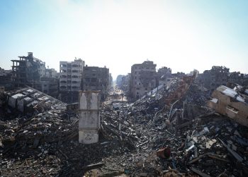 “La propuesta de Trump plantea transferir a la población de Gaza, lo cual es un crimen internacional”: Conde  