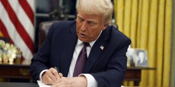“Los palestinos desplazados no podrán regresar a Gaza”: Trump