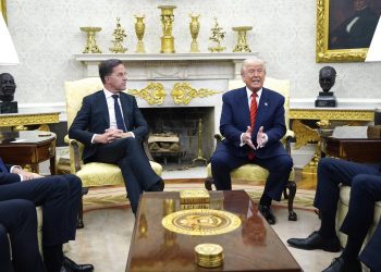 Trump insiste delante del jefe de la OTAN que EU necesita anexionar a Groenlandia