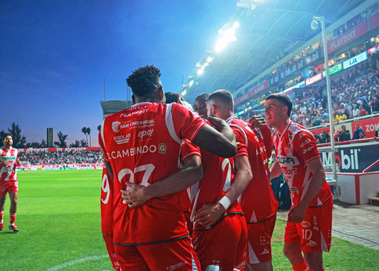 Johan Rojas celebrates his goal 1-0 with Alejandro Manuel Mayorga of Necaxa  during the 12th round match between Necaxa and Leon as part of the Liga BBVA MX, Torneo Clausura 2025 at Victoria Stadium, on March 14, 2025 in Aguascalientes, Mexico.