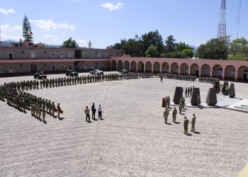 500 efectivos del Ejército y GN llegan a Michoacán