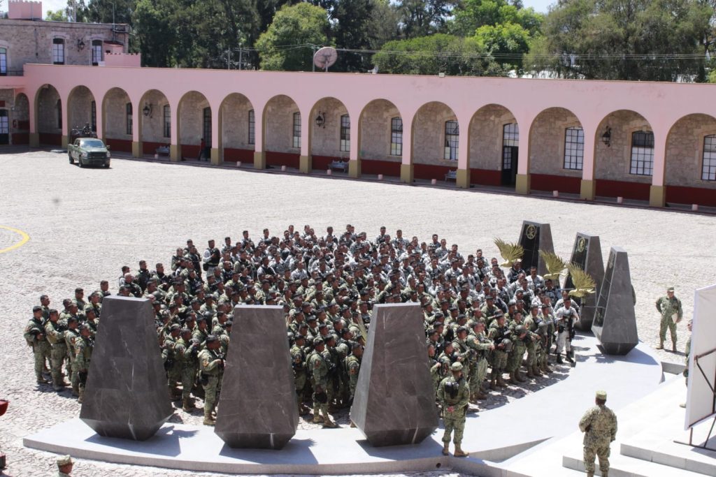 500 elementos de seguridad llegan a Michoacán