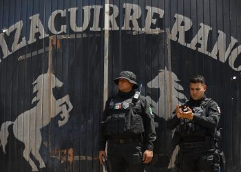Detienen a expolicía vinculado con caso Teuchitlán