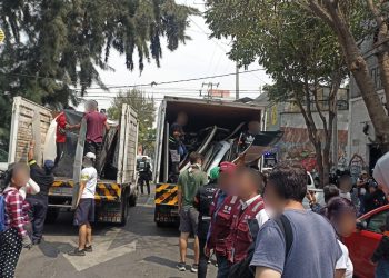 Autoridades del Gobierno capitalino aseguraron en la colonia Buenos Aires 17.5 toneladas de autopartes