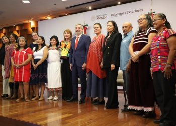 En la SRE se llevó a cabo el lanzamiento de la campaña de protección consular en lenguas indígenas