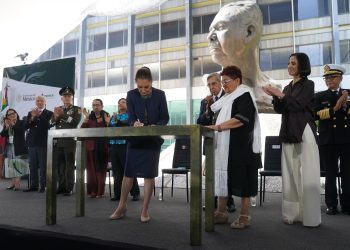 Sheinbaum publica “todas las leyes” que recobran “la esencia” de la expropiación petrolera